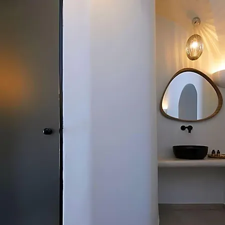 Aecon Hotel 4*
